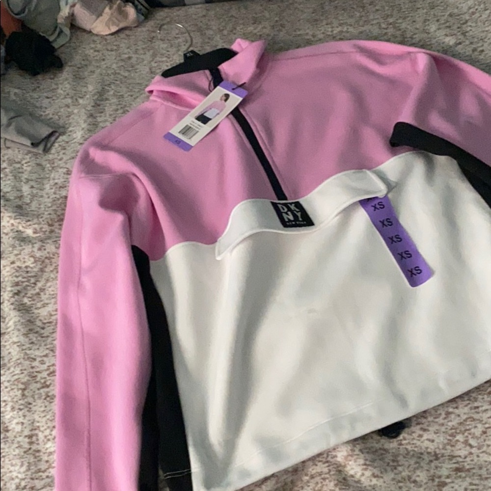 a dkny sweater